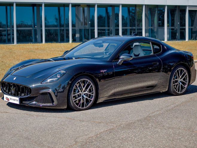 Maserati Gran Turismo TROFEO 3.0L V6 550 ch DCT8 1 MAIN Nero Ribelle Mtallis de 2024