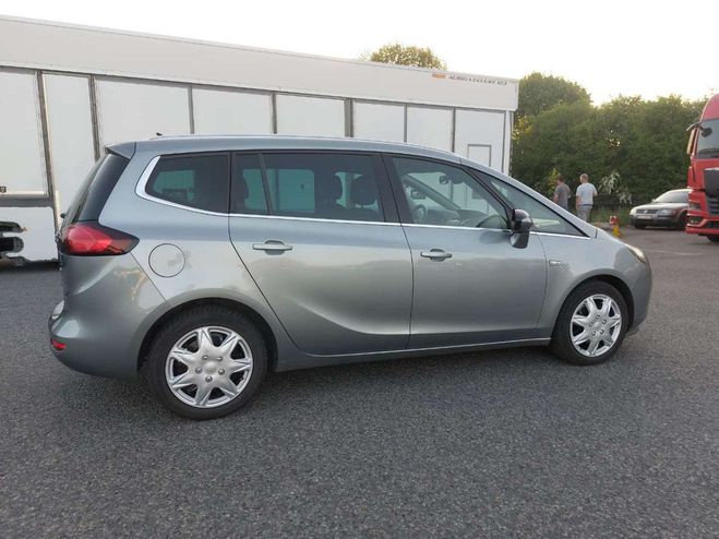 Opel Zafira 2015 Tourer en trs bon tat Argent Mtallis de 