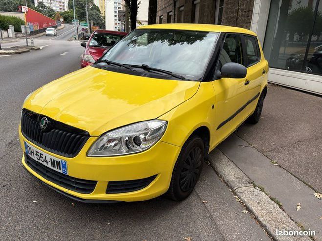 Skoda Fabia 1.2 70 cv style 2014 90000 kms Jaune de 2014