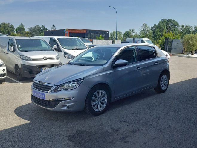 Peugeot 308 1.2 PureTech 110ch SS BVM5 Style Gris de 2016