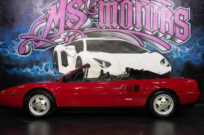 Ferrari Mondial T ROUGE de 1992