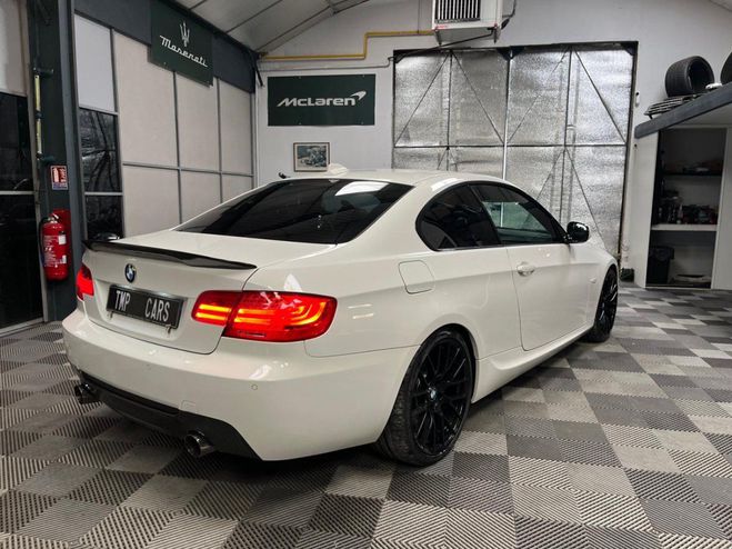 BMW Serie 3 335iA 306ch Excellis Drivelogic DKG Blanc de 2010