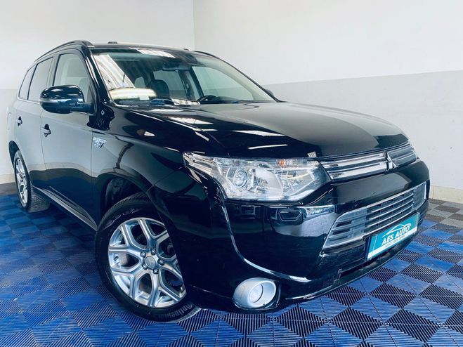 Mitsubishi Outlander 2.0I 200 ch PHEV 4WD Instyle Noir de 2014