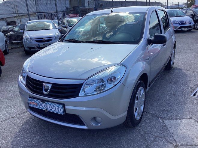 Dacia Sandero 1.2 Live II Gris de 2012
