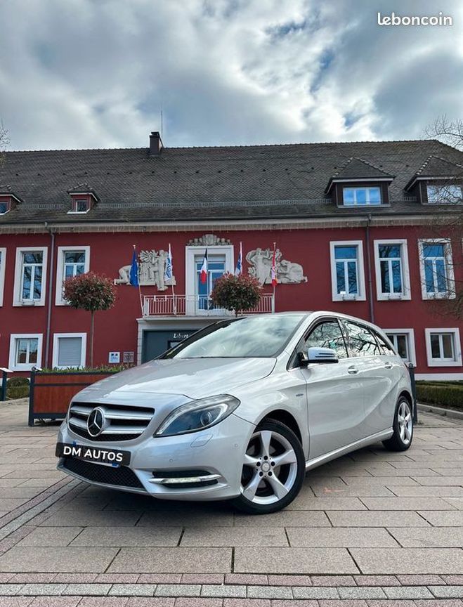 Mercedes Classe B 180 cdi sport Gris de 2012