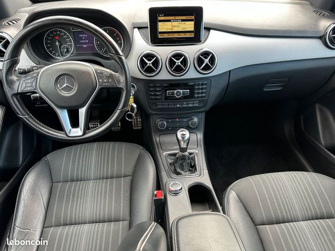 Mercedes Classe B 180 cdi sport Gris de 2012