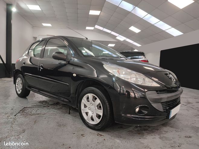 Peugeot 206 206+ 1.4i 75Ch  de 2012