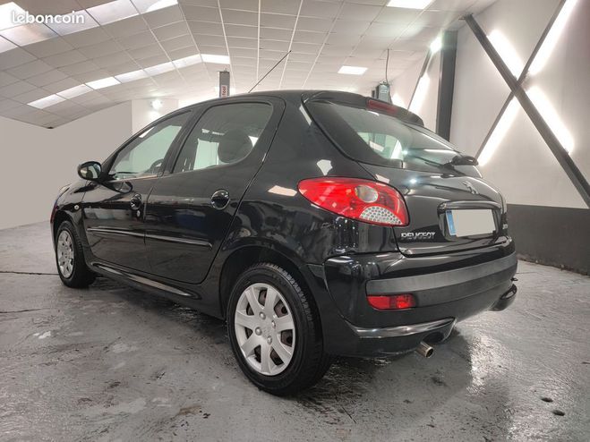 Peugeot 206 206+ 1.4i 75Ch  de 2012