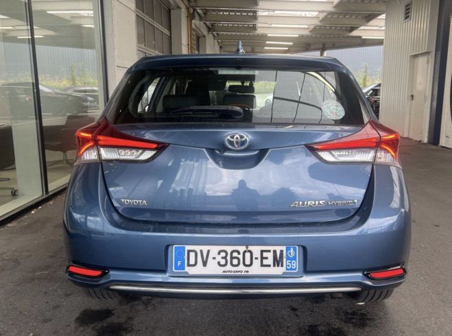 Toyota Auris HSD 136H DYNAMIC Bleu C de 2015