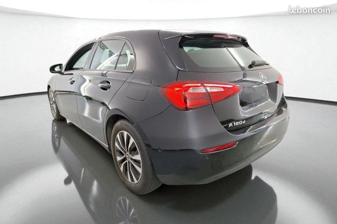 Mercedes Classe A 180 D 116CH BUSINESS LINE 7G-DCT Noir de 2020