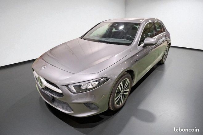 Mercedes Classe A 250 E 160 102CH STYLE LINE 8G-DCT CUIR N Gris de 2020