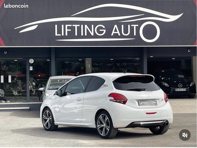 Peugeot 208 gti Blanc de 2015