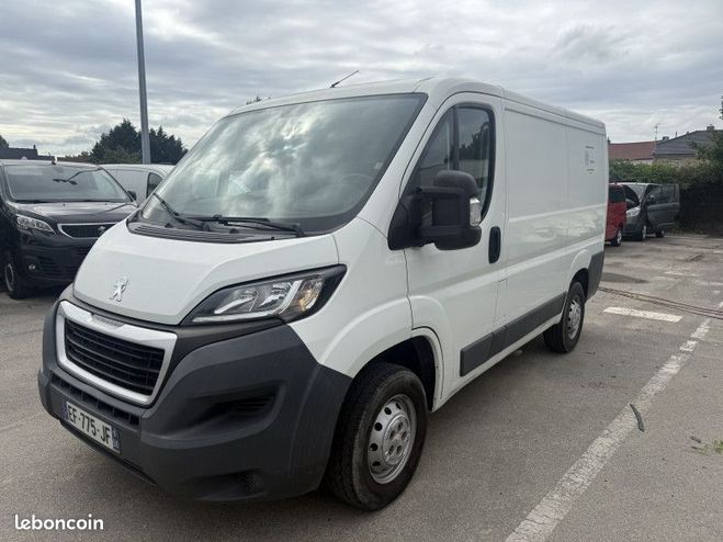 Peugeot Boxer FG 330 L1H1 2.0 BLUEHDI 110 PACK CLIM Blanc de 2016