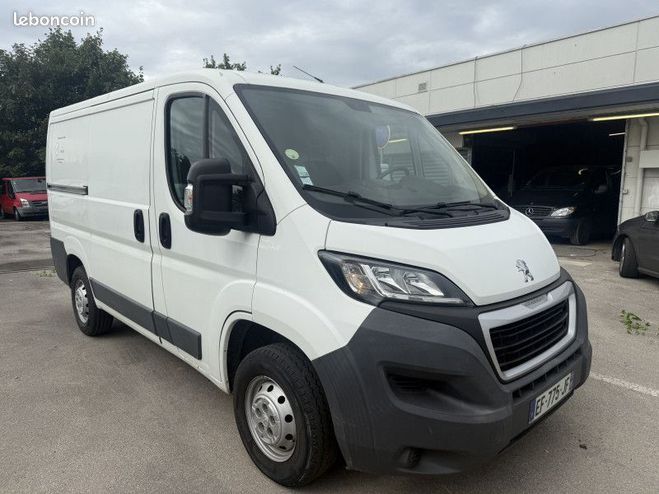 Peugeot Boxer FG 330 L1H1 2.0 BLUEHDI 110 PACK CLIM Blanc de 2016