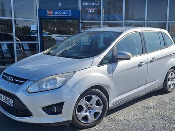  Voir détails -Ford grand C Max 1.6 TDCi 95ch FAP Trend à Mortagne-sur-Svre (85)