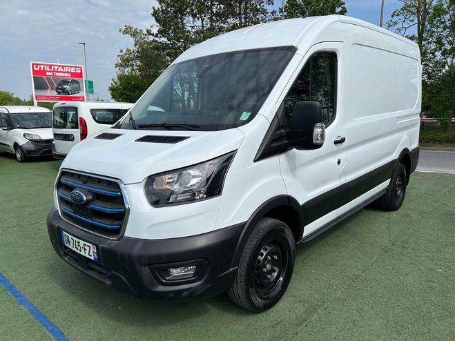 Ford Transit 2T (28.990 HT) Fg PE 390 L2H2 Batterie 7 Blanc de 2023