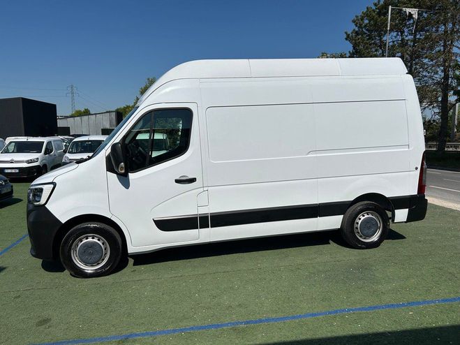 Renault Master 3T5 L2H3 (13.325 HT) 2.3 dCi 135 GRAND C Blanc de 2021