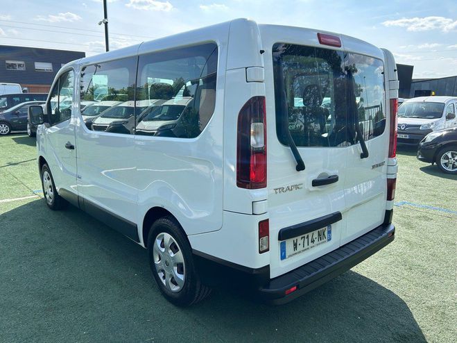 Renault Trafic 9 places (14.990 HT) Passenger 1.6 dCi 9 Blanc de 2016