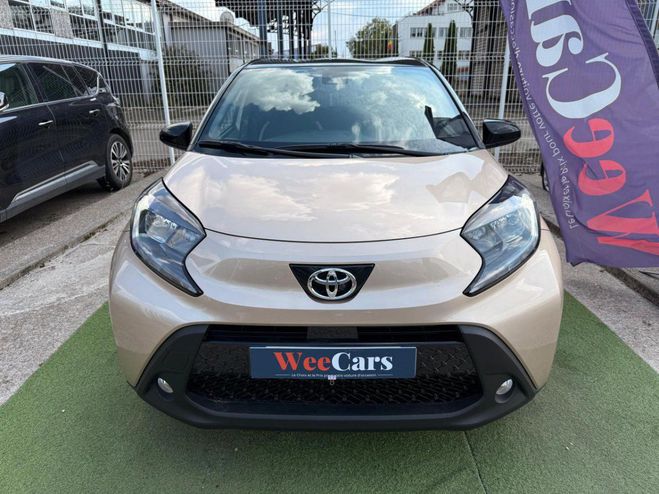 Toyota Aygo X 1.0 VVTI 70 DESIGN BEIGE CLAIR de 2024