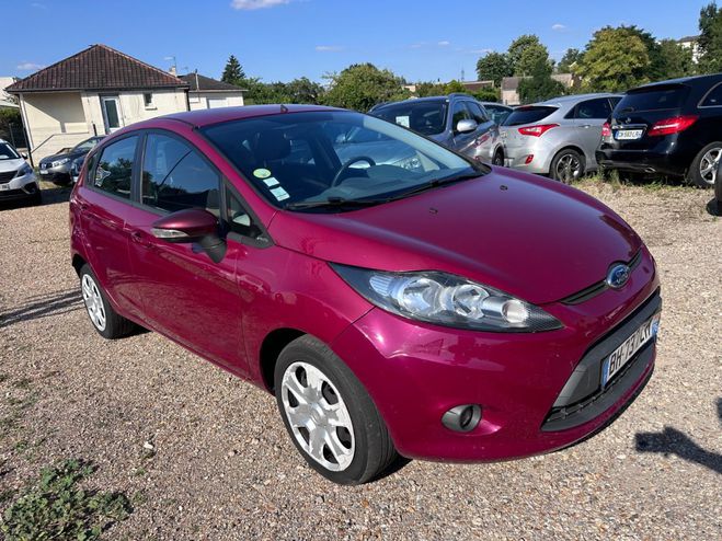Ford Fiesta 1.4 TDCi 70 FAP Ambiente Rouge de 2011