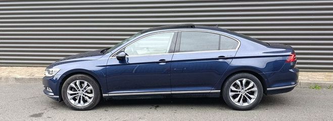 Volkswagen Passat VIII 2.0 TDI 150 CARAT DSG BVA Bleu Fonc Mtallis de 2015