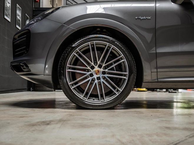 Porsche Cayenne Turbo S E-Hybrid PHASE 1 GRIS FONCE de 2023