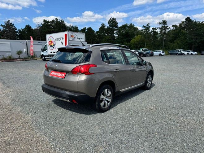 Peugeot 2008 1.2 82CV Boite MANUELLE ESSENCE FINITION BEIGE de 2015