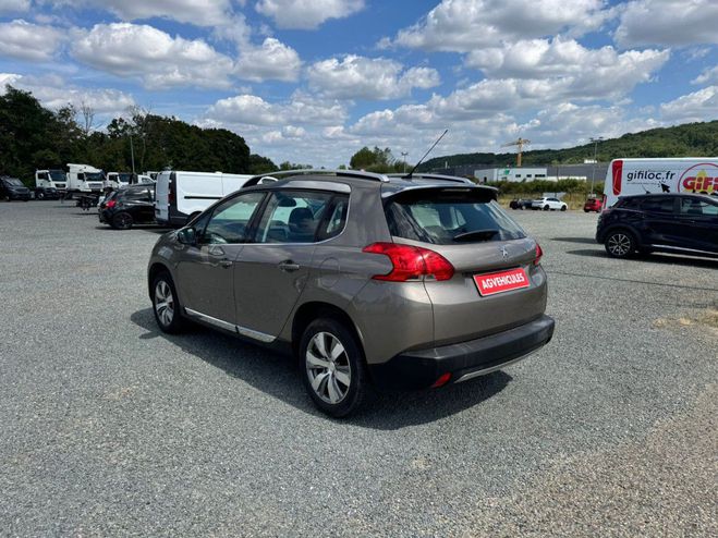 Peugeot 2008 1.2 82CV Boite MANUELLE ESSENCE FINITION BEIGE de 2015