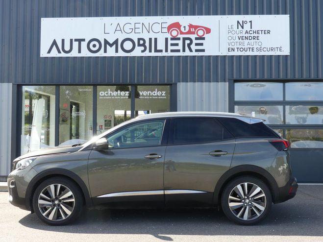 Peugeot 3008 HDI 130 CV EAT8 ALLURE Vert de 2018