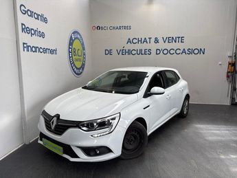  Voir détails -Renault Megane IV STE 1.5 BLUE DCI 95CH AIR 116G à Nogent-le-Phaye (28)