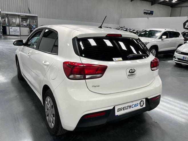 Kia Rio III 1.2 85ch Active Business 5p BLANC de 2017