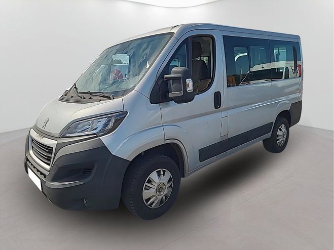 Peugeot Boxer COMBI L2H2 2.2 BLUEHDI 140 PREMIUM PACK  Gris Clair de 2019