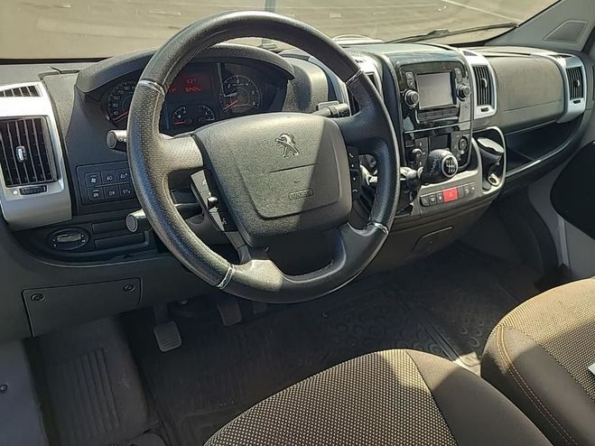 Peugeot Boxer COMBI L2H2 2.2 BLUEHDI 140 PREMIUM PACK  Gris Clair de 2019