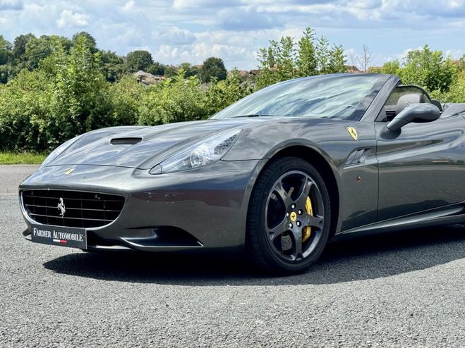 Ferrari California 4.3i - BVA . PHASE 1 GRIS FONCE de 2012
