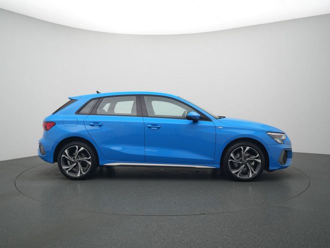 Audi A3 Sportback 40 e S line S TRON ACC NAVI Bleu de 