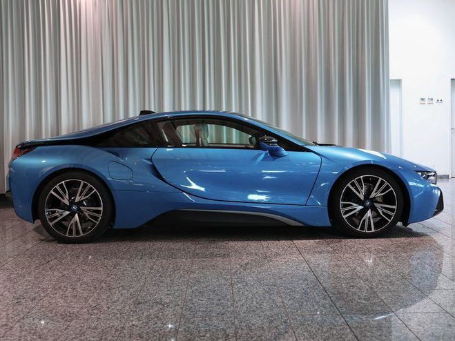 BMW I8 20Zoll DrivAss Laser HUD HarmKar. Bleu Mtallise de 