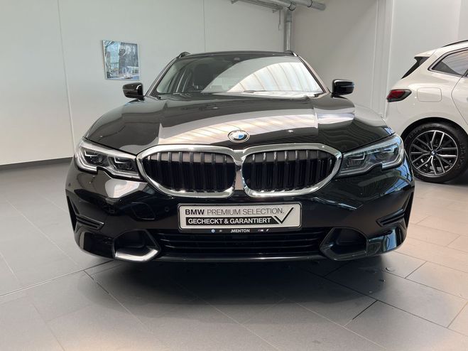 BMW Serie 3 318i Sport Line 18 M Alu AHK Laserlicht Noir de 