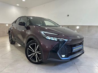  Voir détails -Toyota C HR 1.8 HYBRIDE 140CV COLLECTION CRIT AIR 1 à  La Buisse (38)