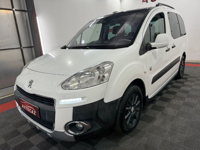 Peugeot Partner TEPEE 1.6 HDi 115ch Outdoor  GRIP CONTRO Blanc de 2012