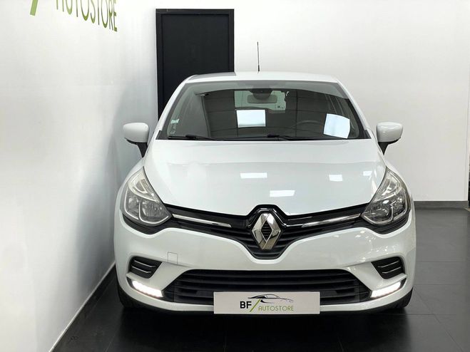 Renault Clio IV (B98) 0.9 TCe 90ch energy Business Ec BLANC de 2016