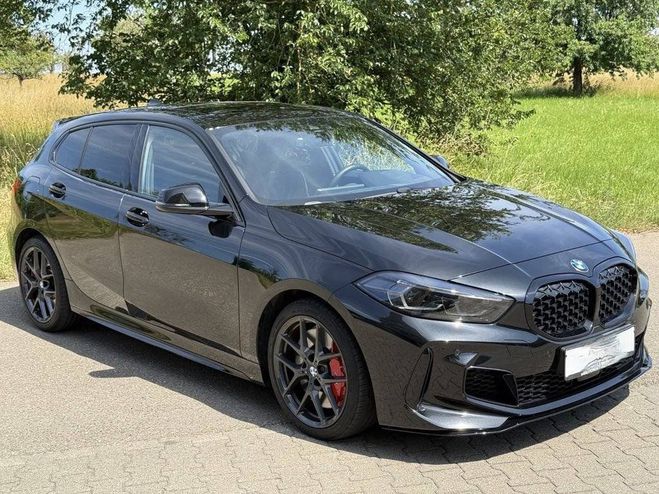 BMW Serie 1 M135iA xDr M Sport Pro FULL/HUD/H&K/Pano SAPHIR NOIR MTALLIS de 2022