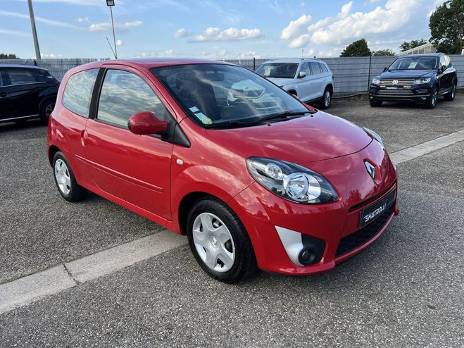 Renault Twingo II (C44) 1.2 75ch 1erMain Clim 4Places 1 ROUGE de 2009