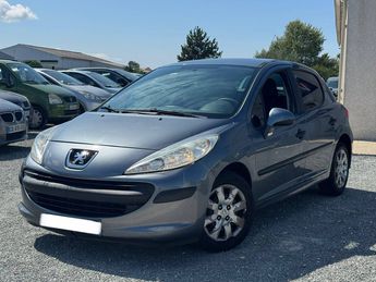  Voir détails -Peugeot 207 1.6 HDi90 Navteq 5p à Saint-Mdard-d'Aunis (17)