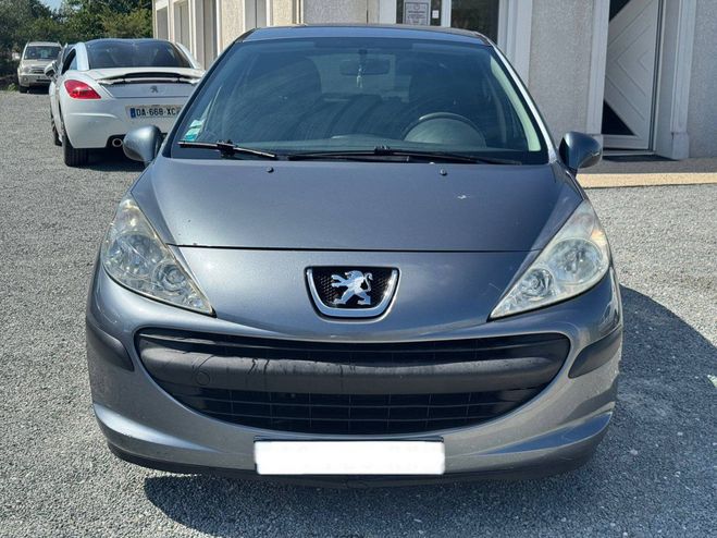 Peugeot 207 1.6 HDi90 Navteq 5p GRIS F de 2009