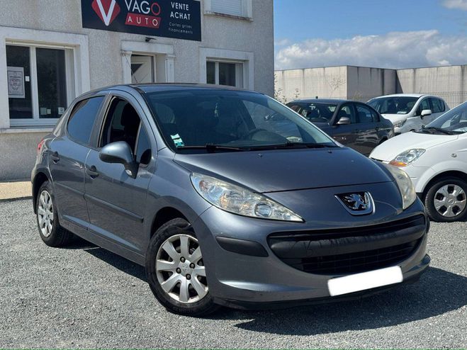 Peugeot 207 1.6 HDi90 Navteq 5p GRIS F de 2009