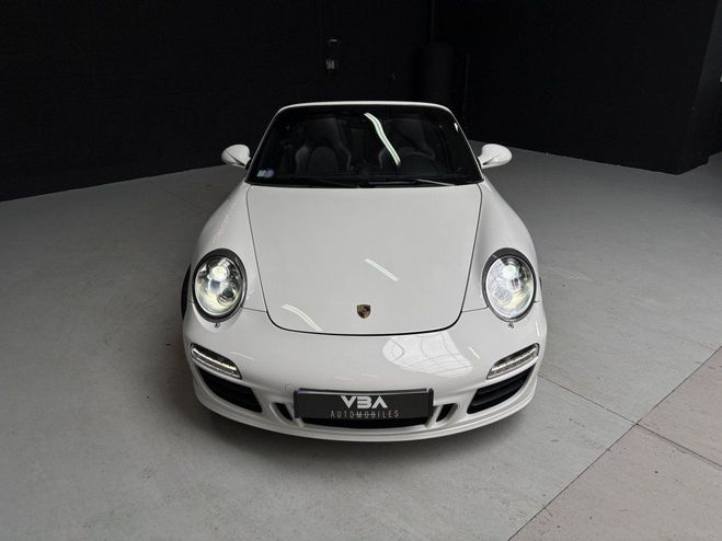 Porsche 911 (6) Carrera GTS Cabriolet Blanc de 2011