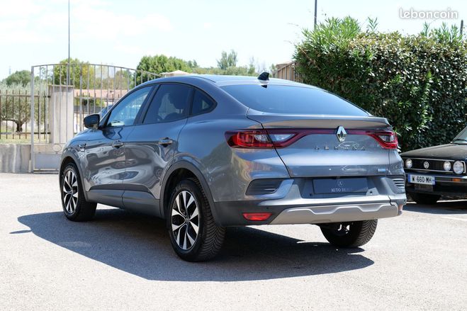 Renault Arkana 1.6 e-tech 145 ch business Gris de 2022