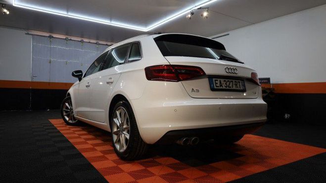 Audi A3 Sportback 2.0 TDI 150CH FAP AMBITION S T Blanc de 2016