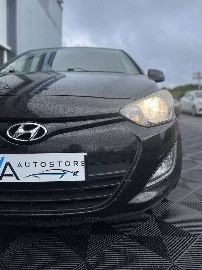 Hyundai I20 II 1.1 CRDi 75 Creative NOIR de 2014
