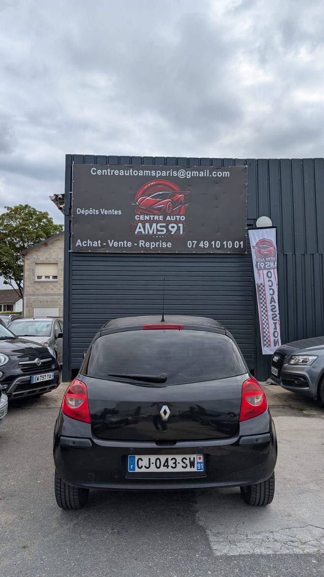 Renault Clio III (B/C85) 1.2 16v 75ch Authentique 5p NOIR de 2007
